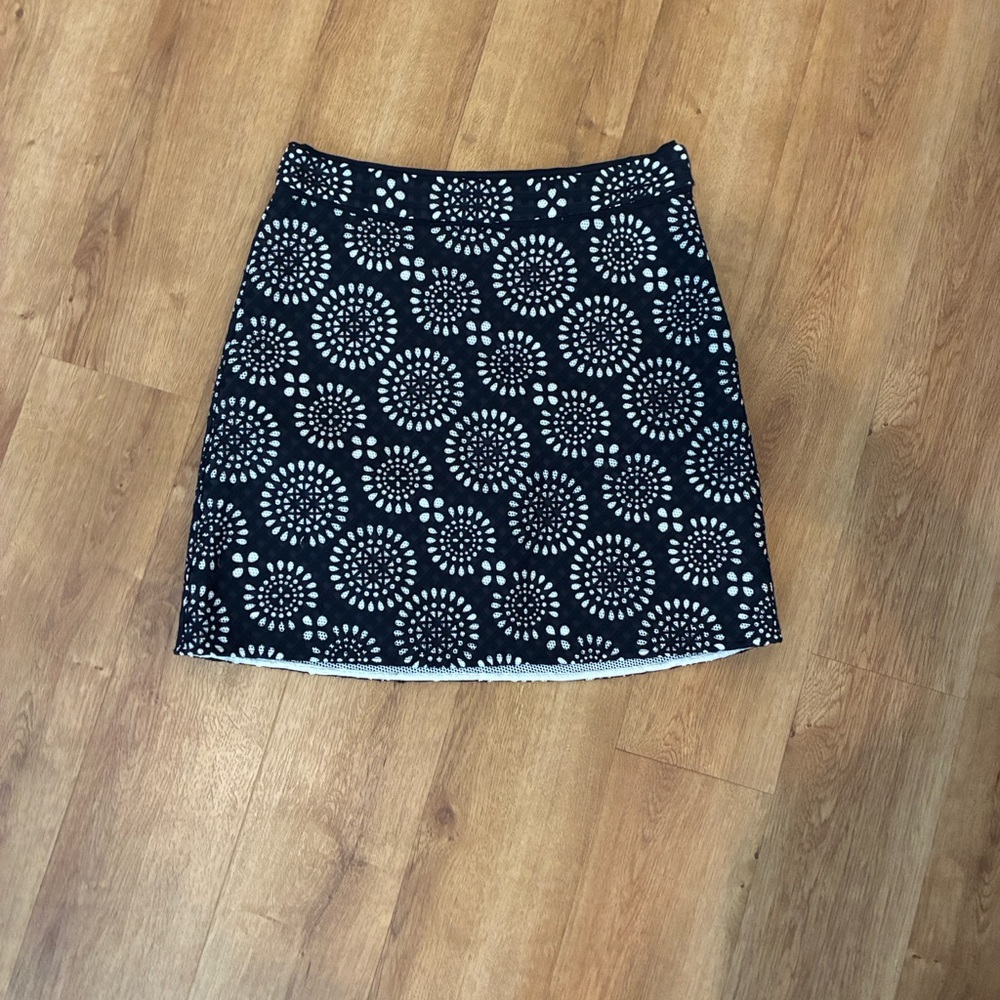 MICHAEL Michael Kors Women Navy Blue and White Skirt Size‎ 4